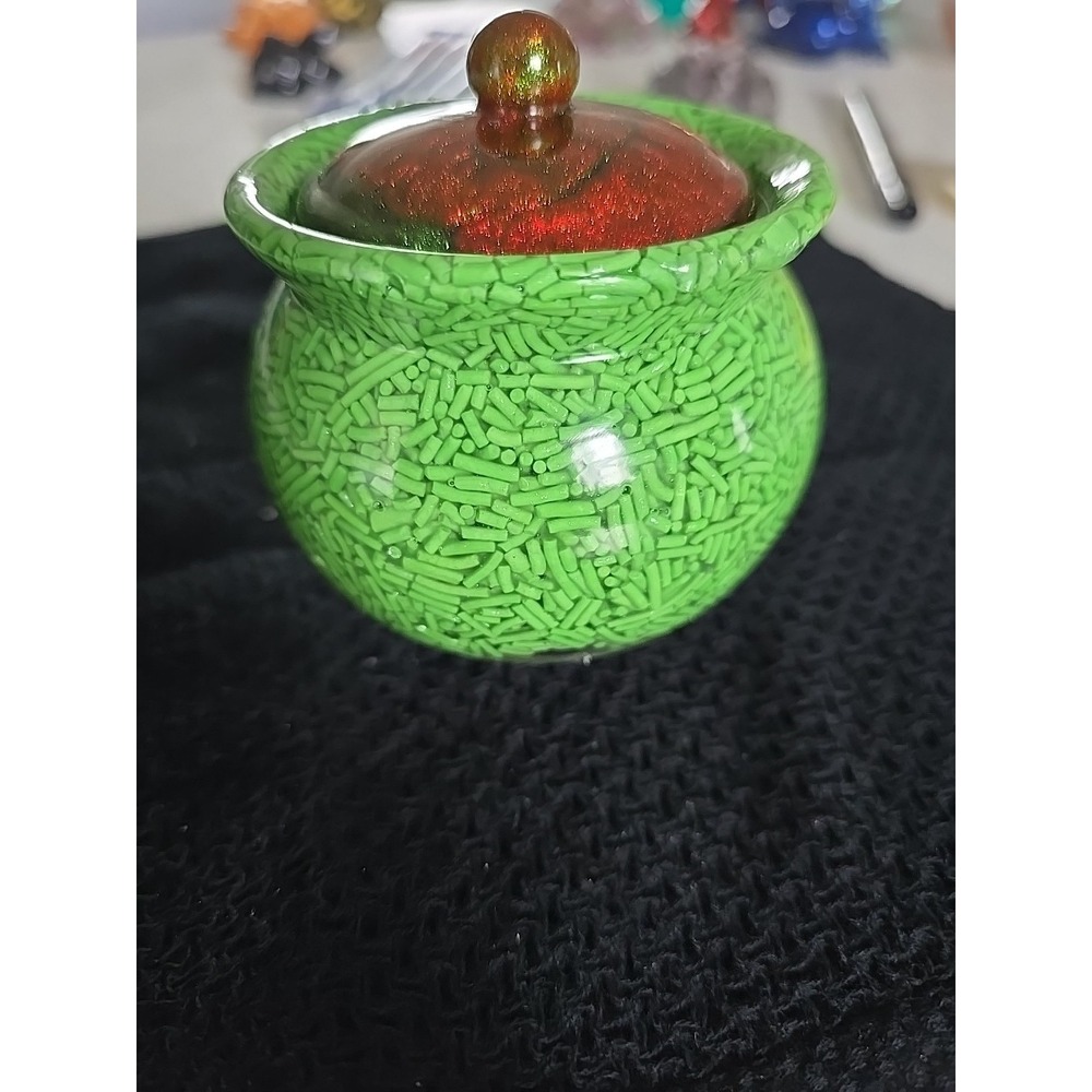 Small Handmade Decorative Jar Green Red Keys Trinkets Candy Change.  609 - Picture 3 of 8